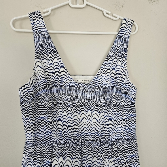 Trina Turk Casey blue print cut out wide strap flare dress size 8 - Picture 6 of 12